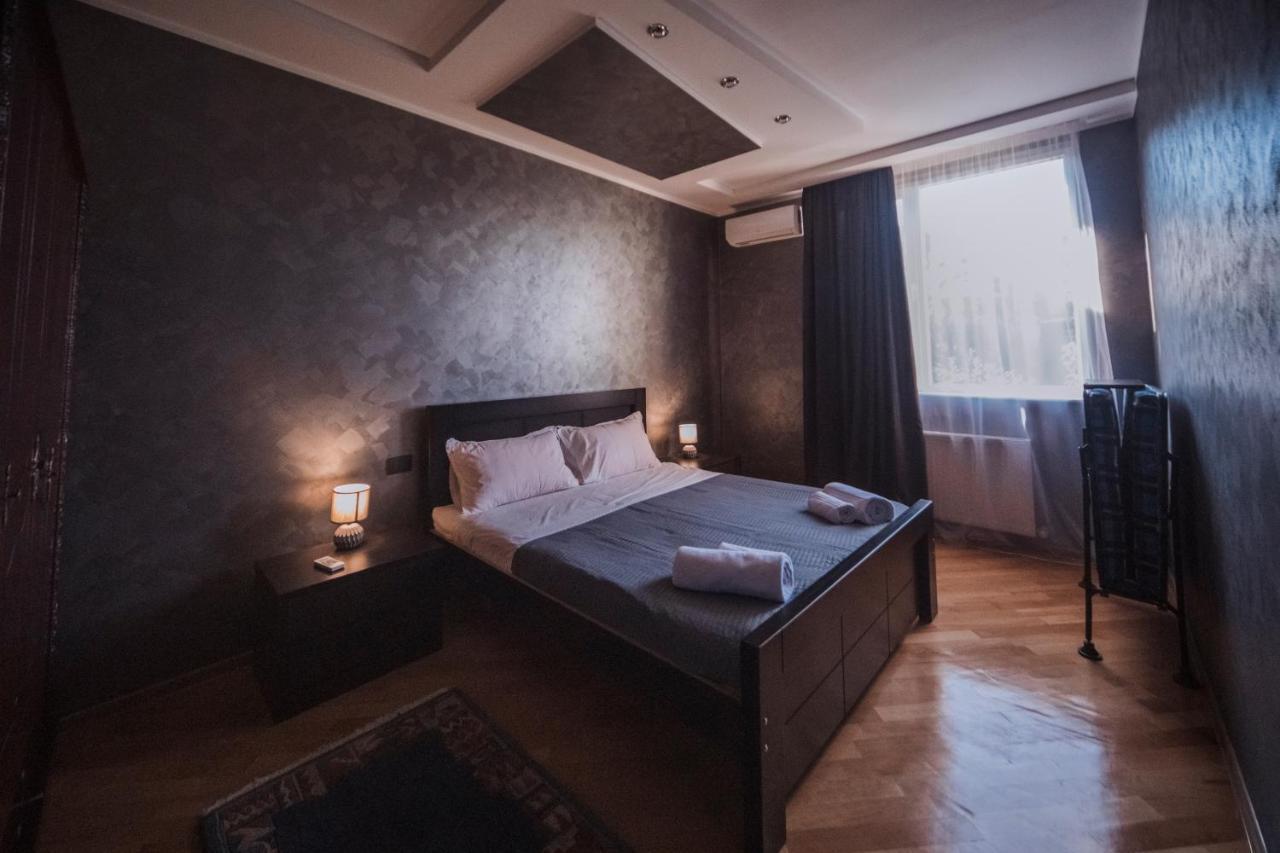 Makos Guest House 쿠타이시 외부 사진