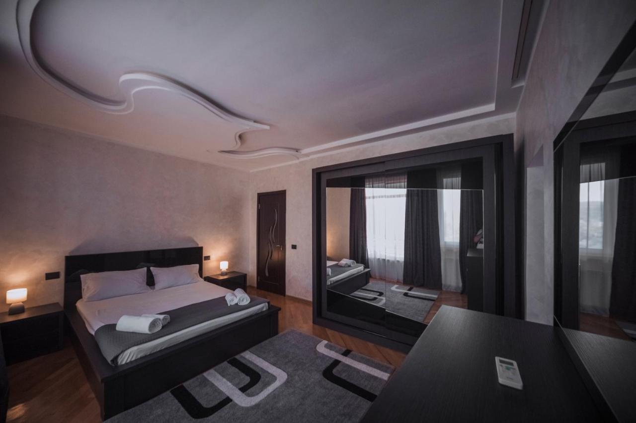 Makos Guest House 쿠타이시 외부 사진
