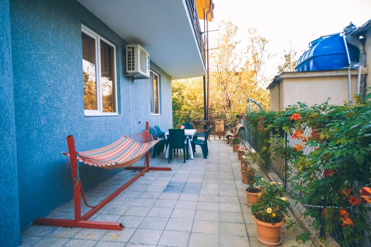 Makos Guest House 쿠타이시 외부 사진