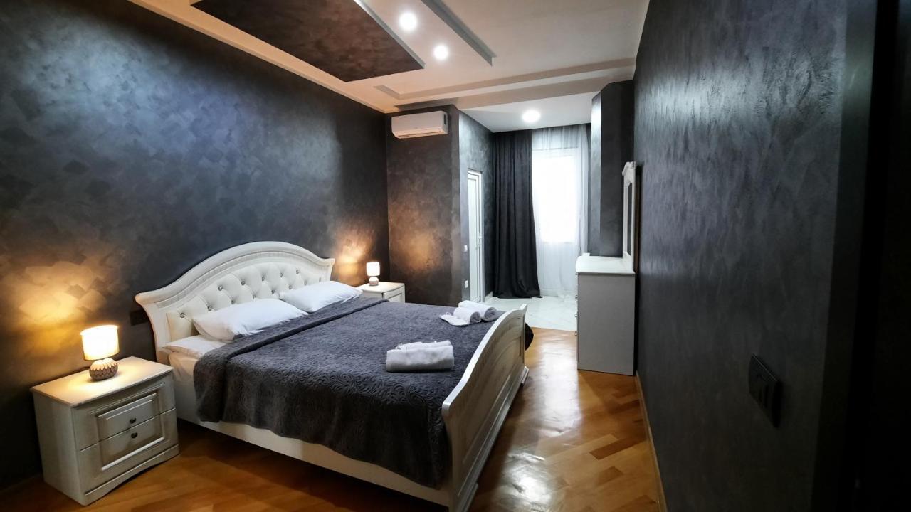 Makos Guest House 쿠타이시 외부 사진