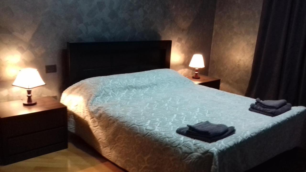 Makos Guest House 쿠타이시 외부 사진